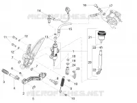 Rear master cylinder