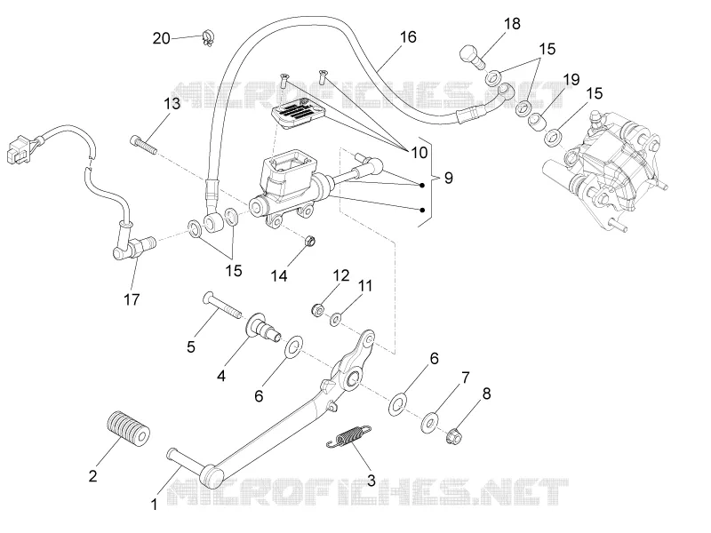 Rear master cylinder